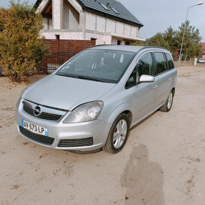 Opel Zafira 1.9 150KM