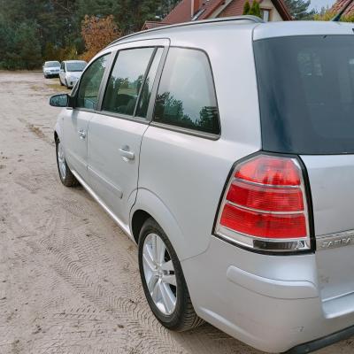 Opel Zafira 1.9 150KM