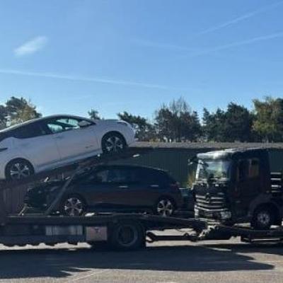 Sprzedam samochód ciężarowy Mercedes - Benz + przyczepa ciężarowa