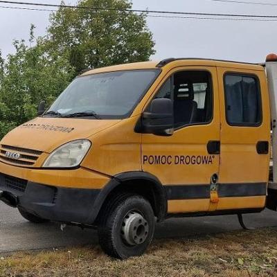 Sprzedam samochód Iveco 65C16 + przyczepa ciężarowa