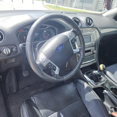Sprzedam Ford Mondeo mk4 Hatchback
