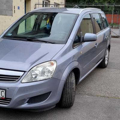 Opel Zafira 1.8 120tyś przebiegu