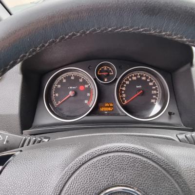 Opel Zafira 1.8 120tyś przebiegu