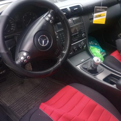 mercedes benz coupe C 220