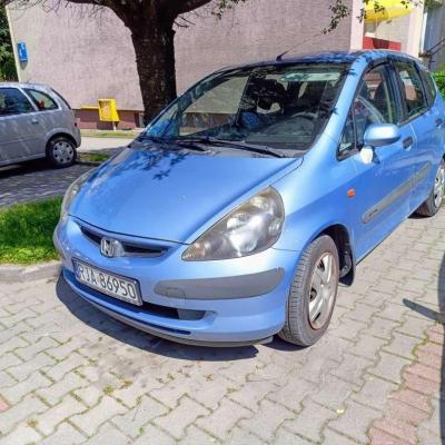 Sprzedam-Honda JAZZ II 2002 r