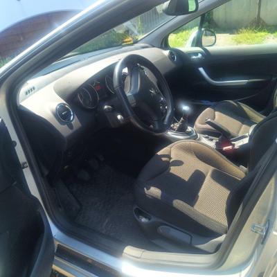 Peugeot 308 SW niski przebieg