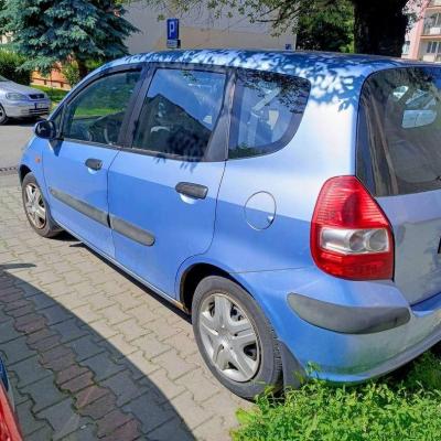 Sprzedam-Honda JAZZ II 2002 r