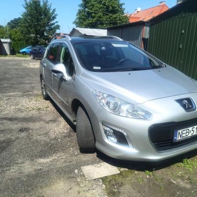 Peugeot 308 SW niski przebieg
