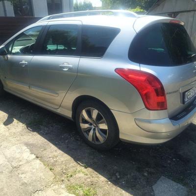 Peugeot 308 SW niski przebieg
