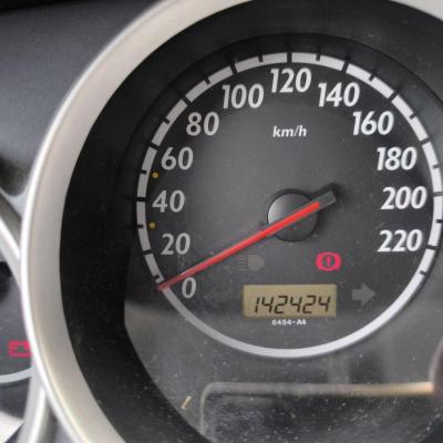 Sprzedam-Honda JAZZ II 2002 r