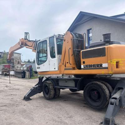 Liebherr A904C