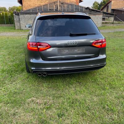 Audi A4 B8 Avant S-Line | 2.0 TDI |