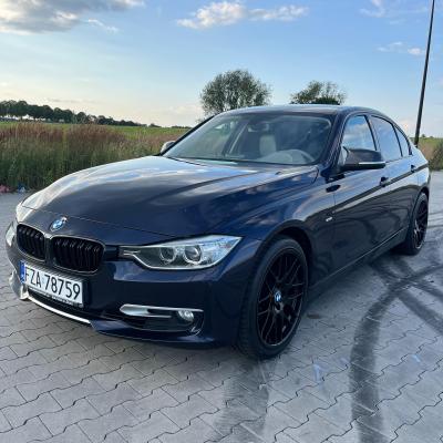BMW Seria 3 F30 320i 184 KM