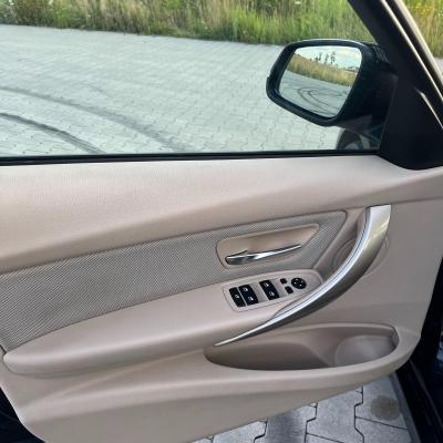 BMW Seria 3 F30 320i 184 KM