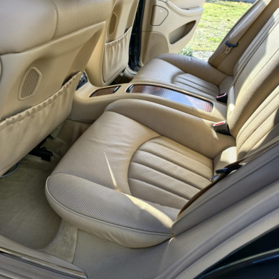 Mercedes Benz CLS500