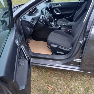 Sprzedam PEUGEOT 308 2019r
