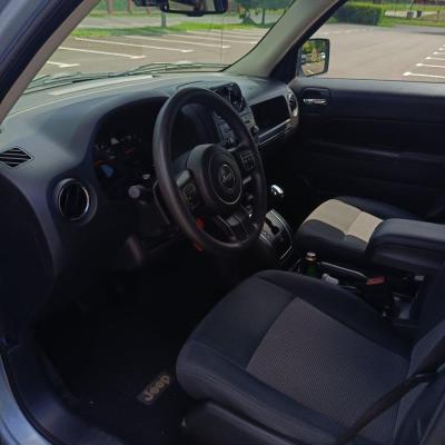 Sprzedam Jeep Patriot 2.4 benzyna