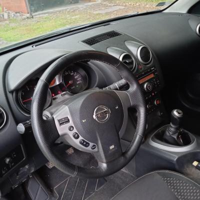 Sprzedam NissanQashqai 2.0 diesel