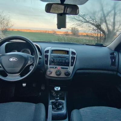 Kia Cee'd 1.6 CRDI 2009r.