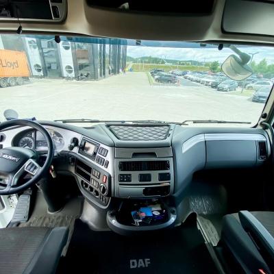 DAF XF 106