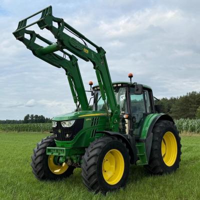 John Deere 6115 M z Turem
