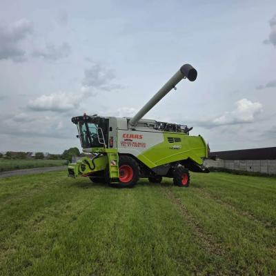 Claas Tucano