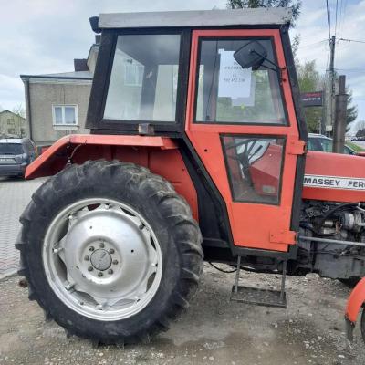 Massey Ferguson 255
