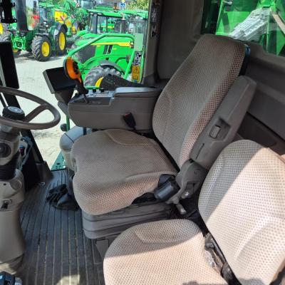 John Deere T660