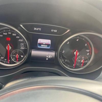 Mercedes-Benz GLA 180 d 7G-DCT