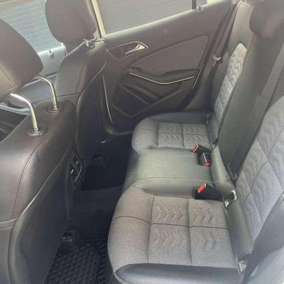 Mercedes-Benz GLA 180 d 7G-DCT