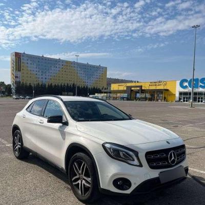 Mercedes-Benz GLA 180 d 7G-DCT