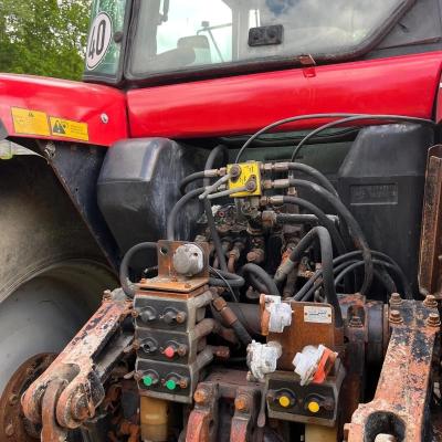 Massey Ferguson 8240