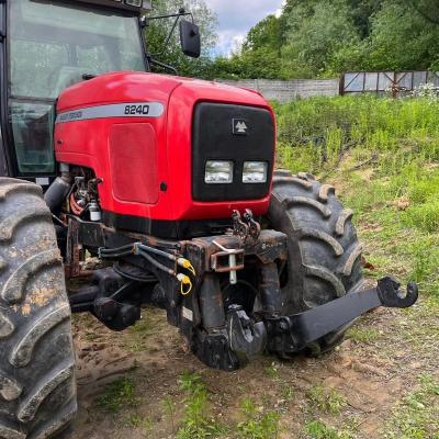 Massey Ferguson 8240
