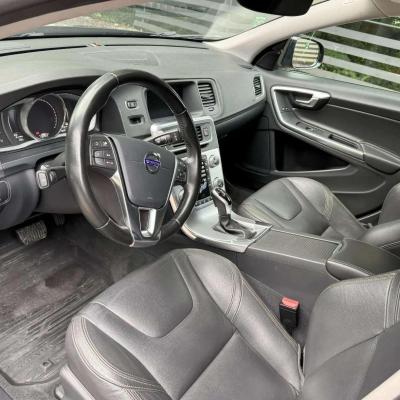 Volvo XC 60 T5 AWD Drive-E Summum