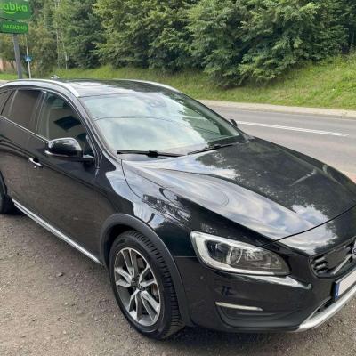 Volvo XC 60 T5 AWD Drive-E Summum