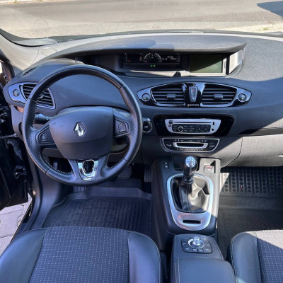 Renault Grand Scenic Bose Edition