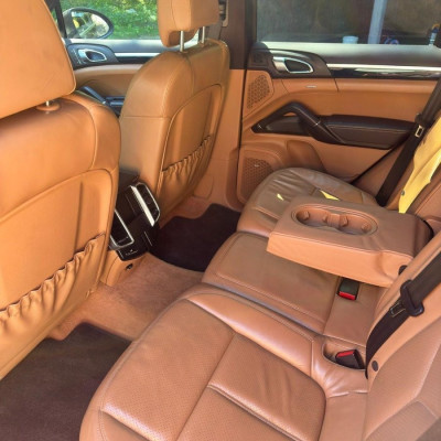 Porsche Cayenne OD PIŁKARZA