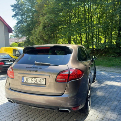 Porsche Cayenne OD PIŁKARZA