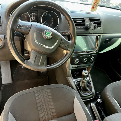 Skoda Yeti Adventure, salon polska
