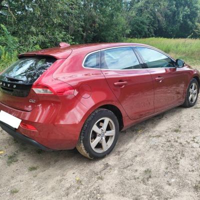 Volvo V40 D2 2012 r. .6 Diesel