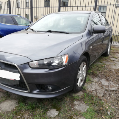 Mitsubishi Lancer Sportback Invite 1.8b