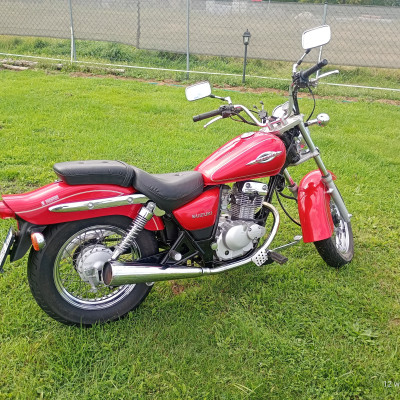 Suziki Marauder 125