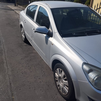 Opel Astra 1.7