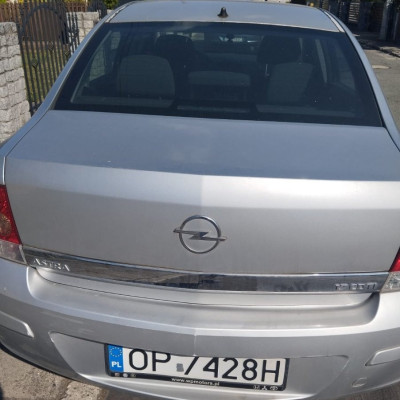 Opel Astra 1.7