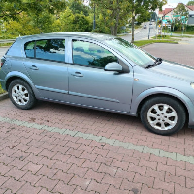 Opel Astra na łańcuszku rozrząd+badan