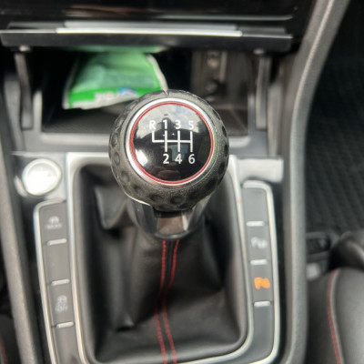 Volkswagen Golf VII 2.0 TSI BMT GTI
