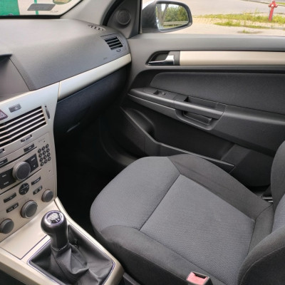 Opel Astra na łańcuszku rozrząd+badan