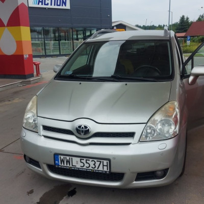 Sprzedam super Toyotę Corolla Verso 200