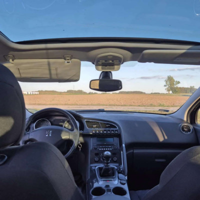 Peugeot 3008 1.6 HDi Premium