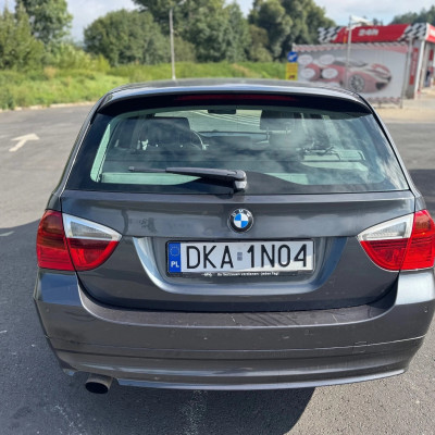 BMW Seria 3 320i Touring